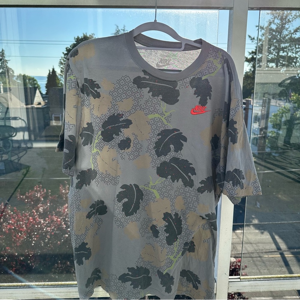 Nike Mens Mid Snakebite T-Shirt 2XL Leaf Pattern